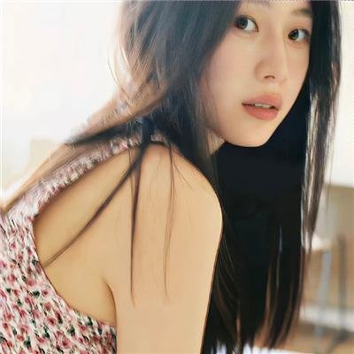 大小姐才不会玩格斗游戏